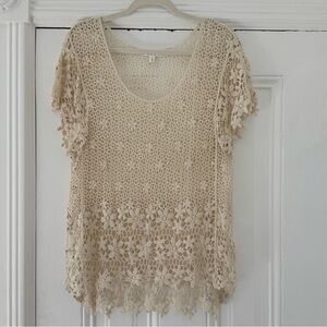 🦊 Roommates Cream Cropped Crochet Blouse